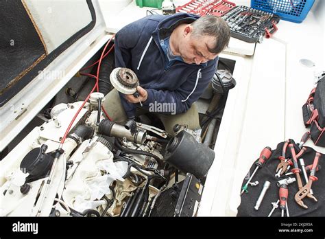 Boat engine repair services