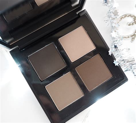 Bobbi Brown Eyeshadow Palette with other makeup products