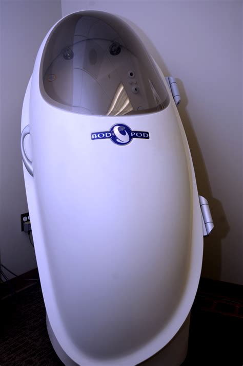 Bod Pod machine