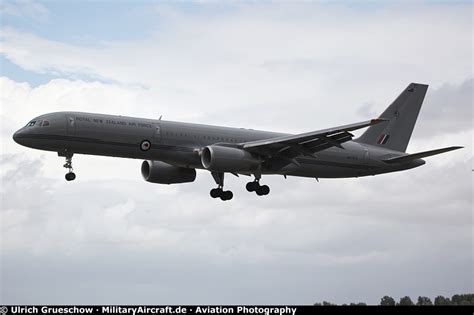 Boeing 757 Military