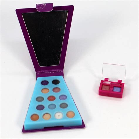 Review of the Bratz Makeup Palette