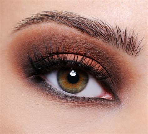 Brown eyes makeup