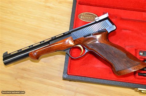 Browning 22 pistol shooting