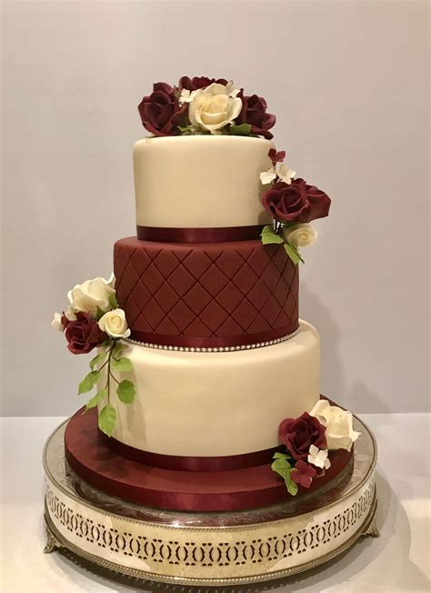 Burgundy Wedding Cake Inspiration