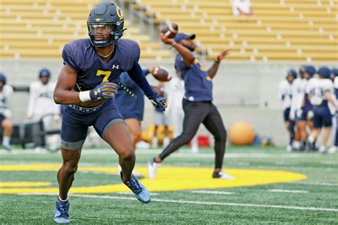 Cal Football Action Shot