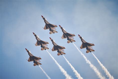 Capital Air Show performers thrill the crowds