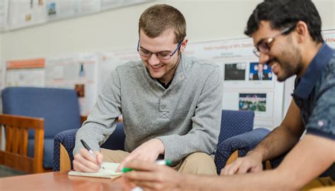 CBU Writing Center: Students Working Together