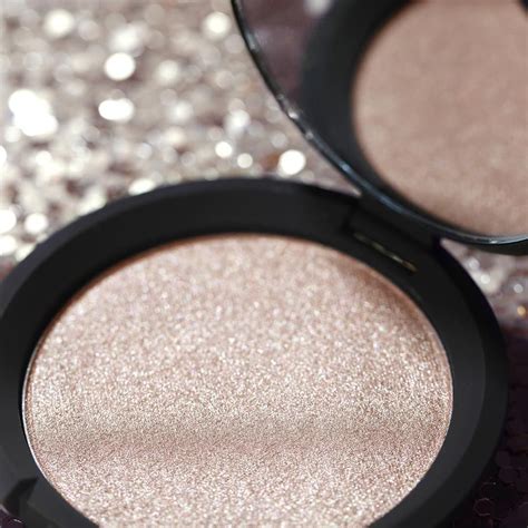 Champagne Highlighter