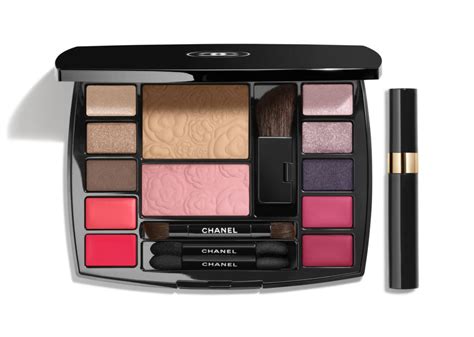 Chanel Travel Makeup Palette Image 10