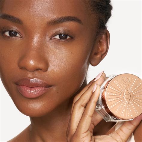 Charlotte Tilbury Wonderglow Cream Makeup Palette