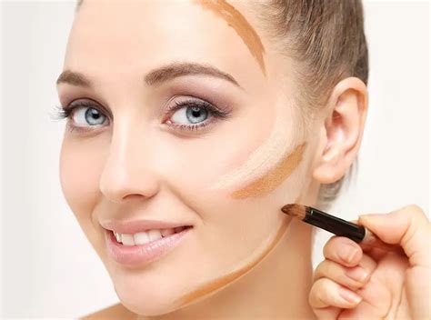 Cheekbones Contouring Techniques