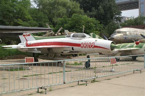 Chengdu J-7