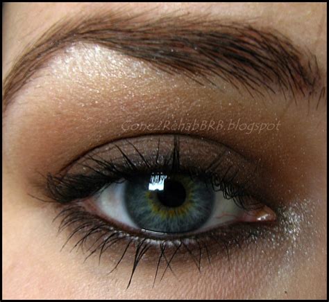 Smoky eye look using Two Faced Chocolate Eyeshadow