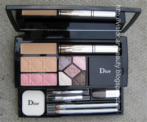 Choosing Dior Makeup Palette