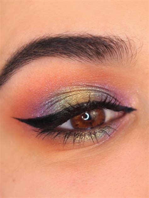 Chrome Eyeshadow Look 3