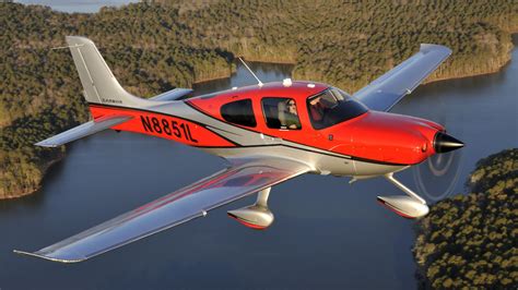 Cirrus SR22