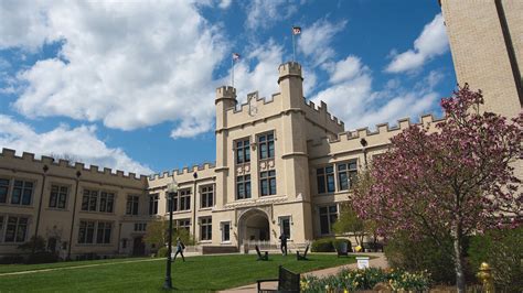 College of Wooster