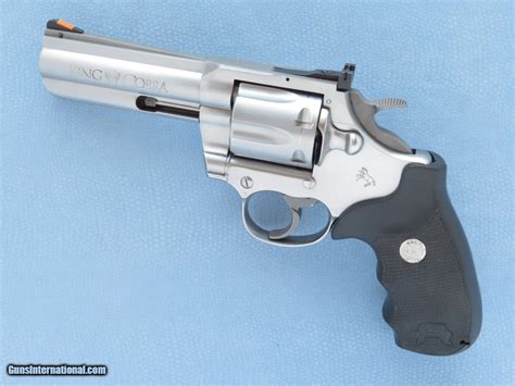 Colt Cobra