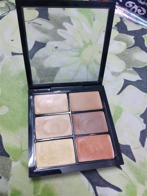 Concealer Palette Review