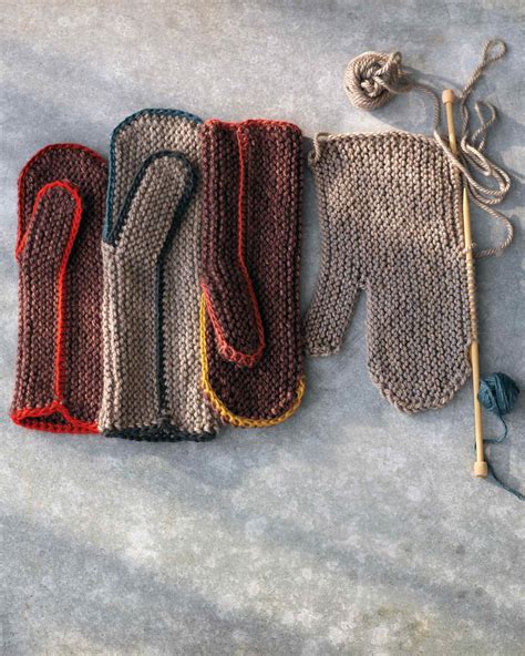 Cozy Mittens Made with Malabrigo Rios