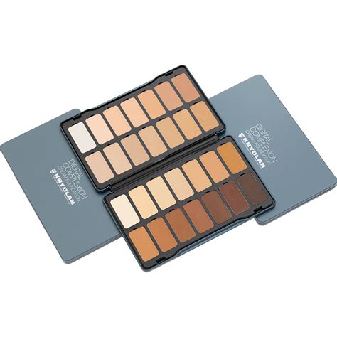 Cream foundation palettes