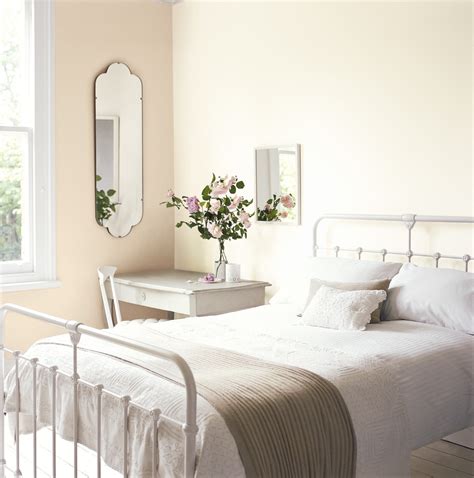 Creamy White Bedroom