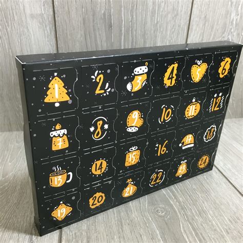 Creating Your Own Advent Calendar Box