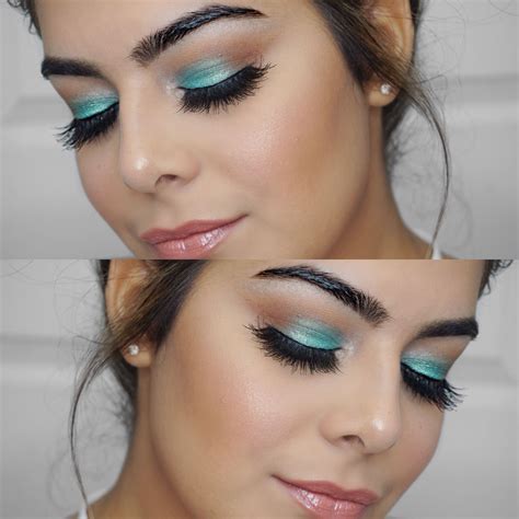 Deep turquoise eyeshadow shade