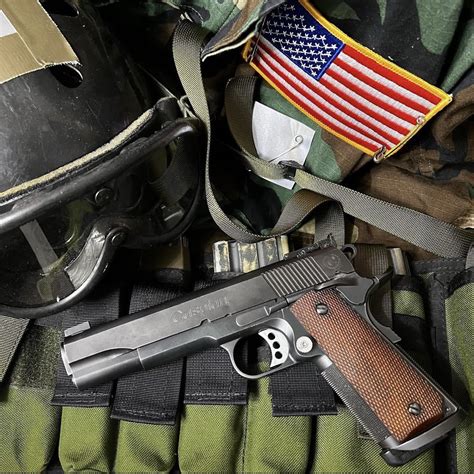 Delta Force 1911 pistol history and design