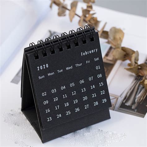 Desk calendar organization tools