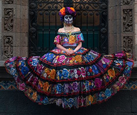 Dia De Los Muertos Fashion Inspiration