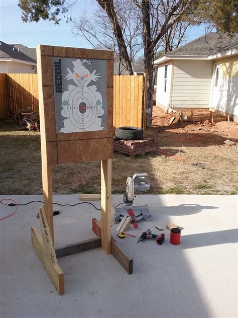 DIY shooting targets with cardboard and paint