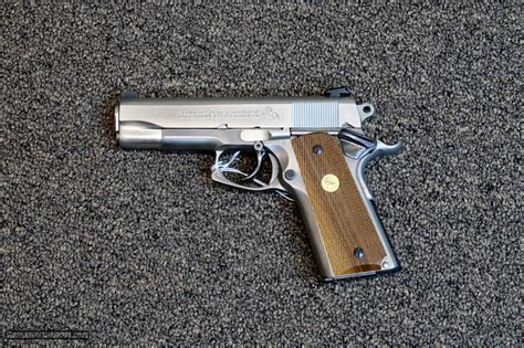 Double Action 1911 Pistol 10