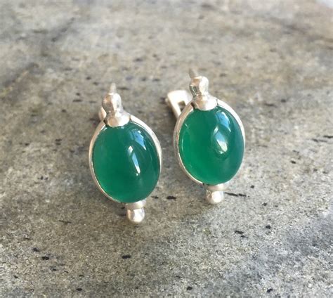 Emerald green color inspired by peacock feathers