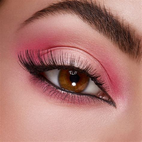 Everyday pink eye look