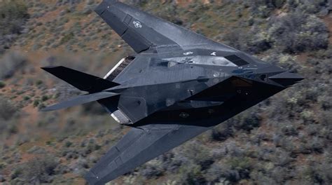 F-117 Nighthawk agility