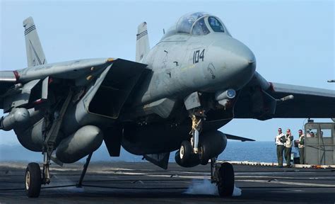 F-14 Tomcat Landing