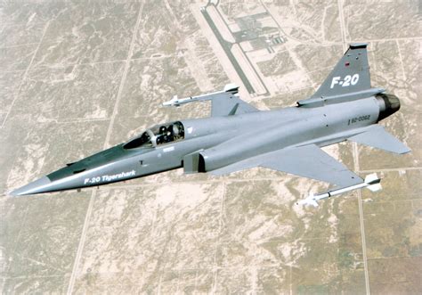 F-20 Tigershark in flight