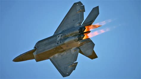 F-22 Raptor afterburners