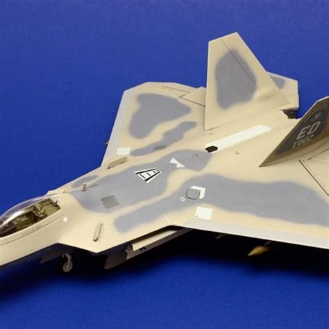 F-22 Raptor Model Kit Review