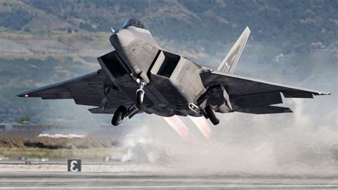 F-22 Raptor lifting off the ground