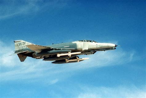 F-4 Phantom Wild Weasel's electronic warfare capabilities