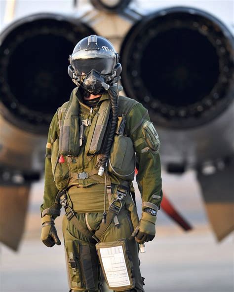 Fighter Jet Pilot Outfit Gallery 1