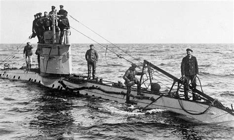 German U-boat U-20 crew