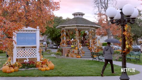 Gilmore Girls Stars Hollow