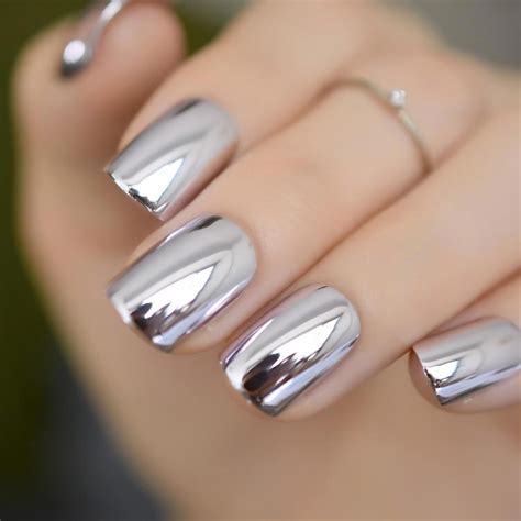 Glamorous Metallic Look