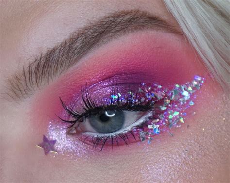 Glitter Eyeshadow Tips