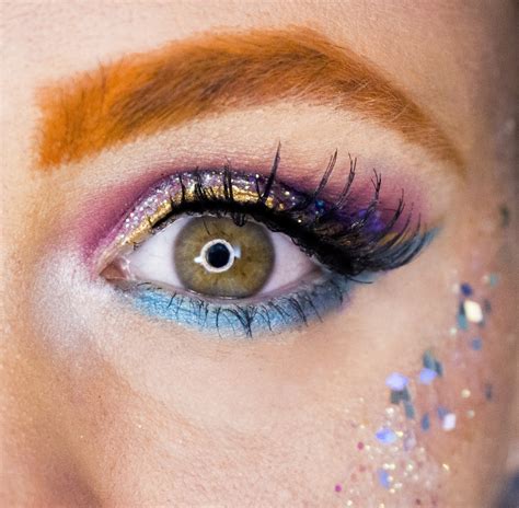 Glitter makeup tips