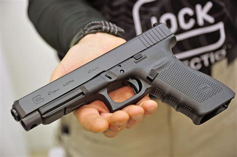 Glock 17 Image 4