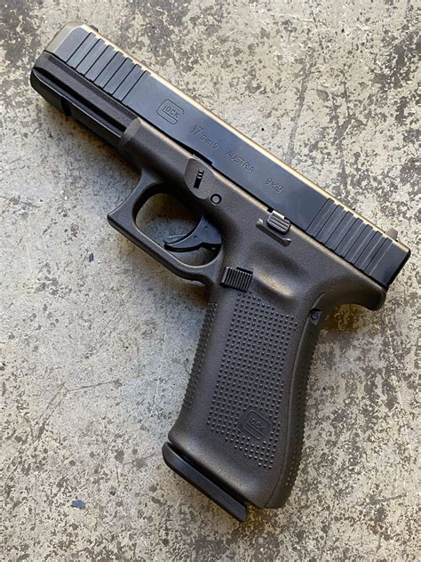 Glock 17 Image 8